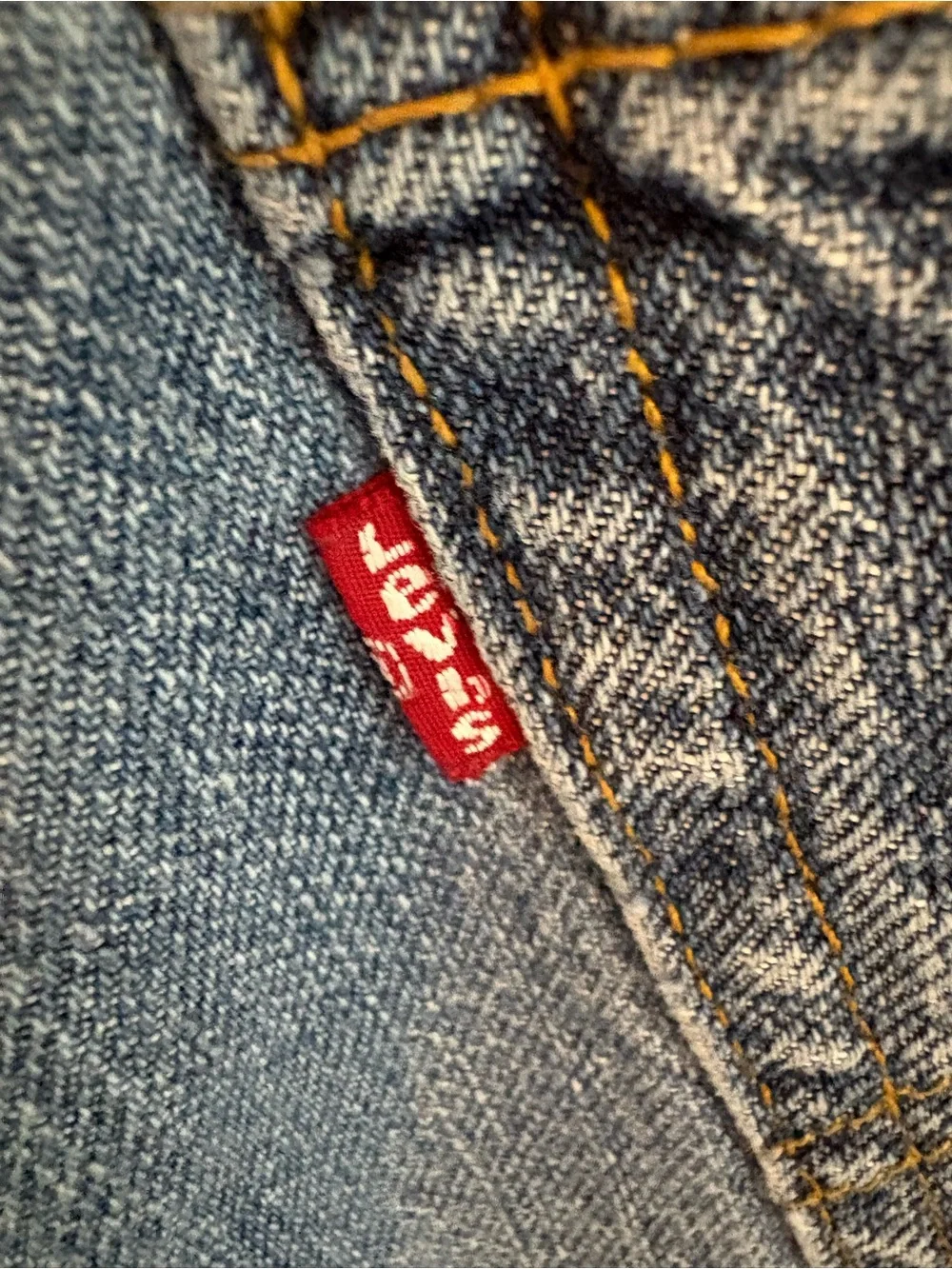 Levi’s Straight Fit Denim Shorts Jorts. Size 36.